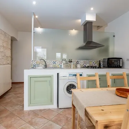 La Casedde לינה וארוחת בוקר 4*