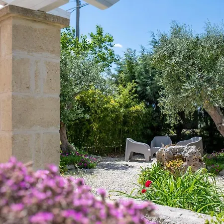 La Casedde לינה וארוחת בוקר צ'יסטרנינו