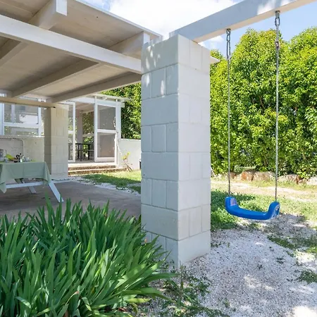 La Casedde 住宿加早餐酒店 奇斯泰尼诺